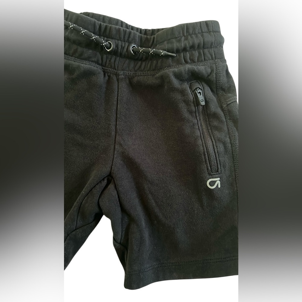 GapFit Boys Black Athletic Shorts - Picture 5 of 9